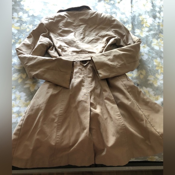 DKNY Tan Trench Coat with Belt - Picture 8 of 14